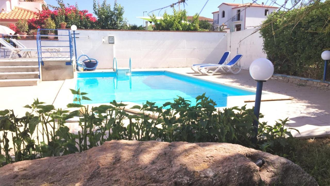 Villa Acquamarina Calasetta Eksteriør billede