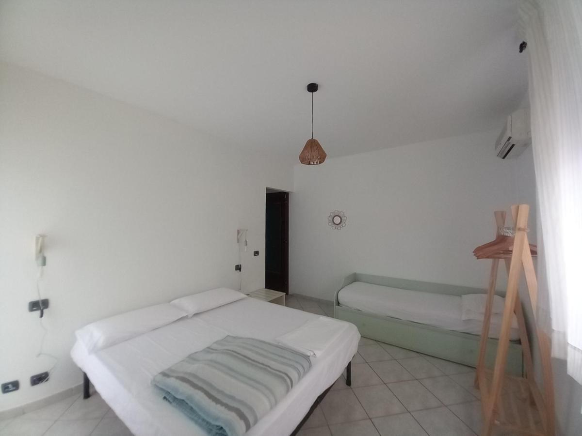 Villa Acquamarina Calasetta Eksteriør billede